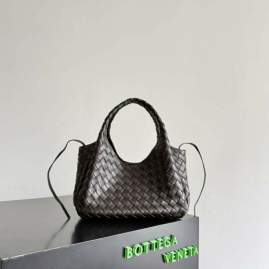 Picture of Bottega Veneta Handbags _SKUfw223910851fw